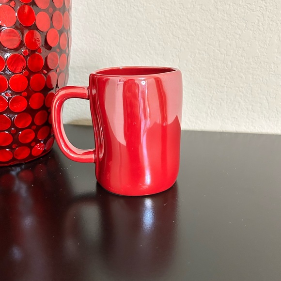 NEW DISNEY COLLECTION BY RAE DUNN SNOW WHITE RED LUSTER MUG - Picture 2 of 4